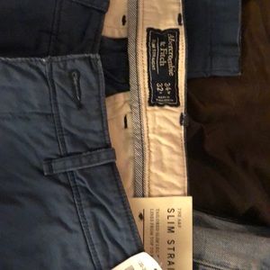 NEW Abercrombie Men’s chinos slim straight